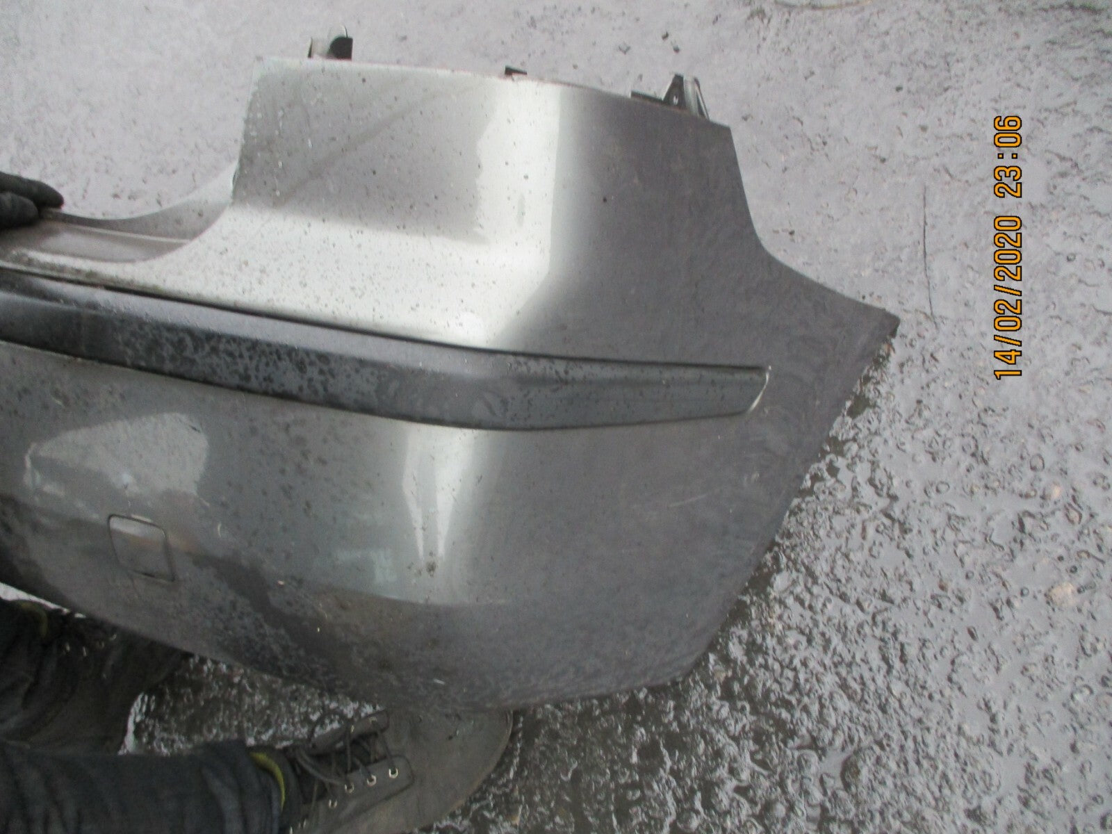 RENAULT LAGUNA MK2 PRE FACELIFT 2004 COMPLETE REAR BUMPER GREY