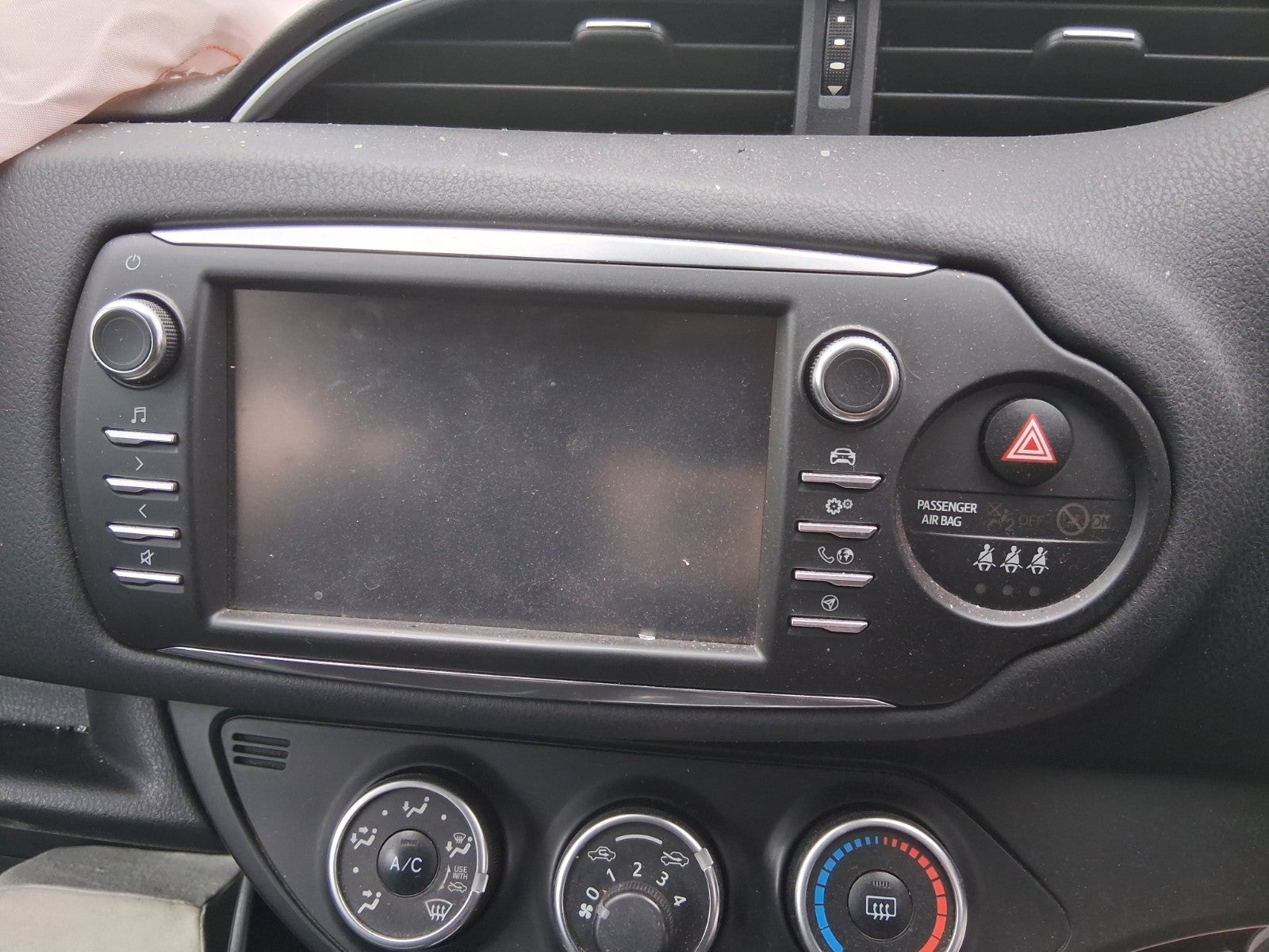 TOYOTA YARIS MK3 2019 RADIO STEREO DISPLAY HEAD UNIT SCREEN