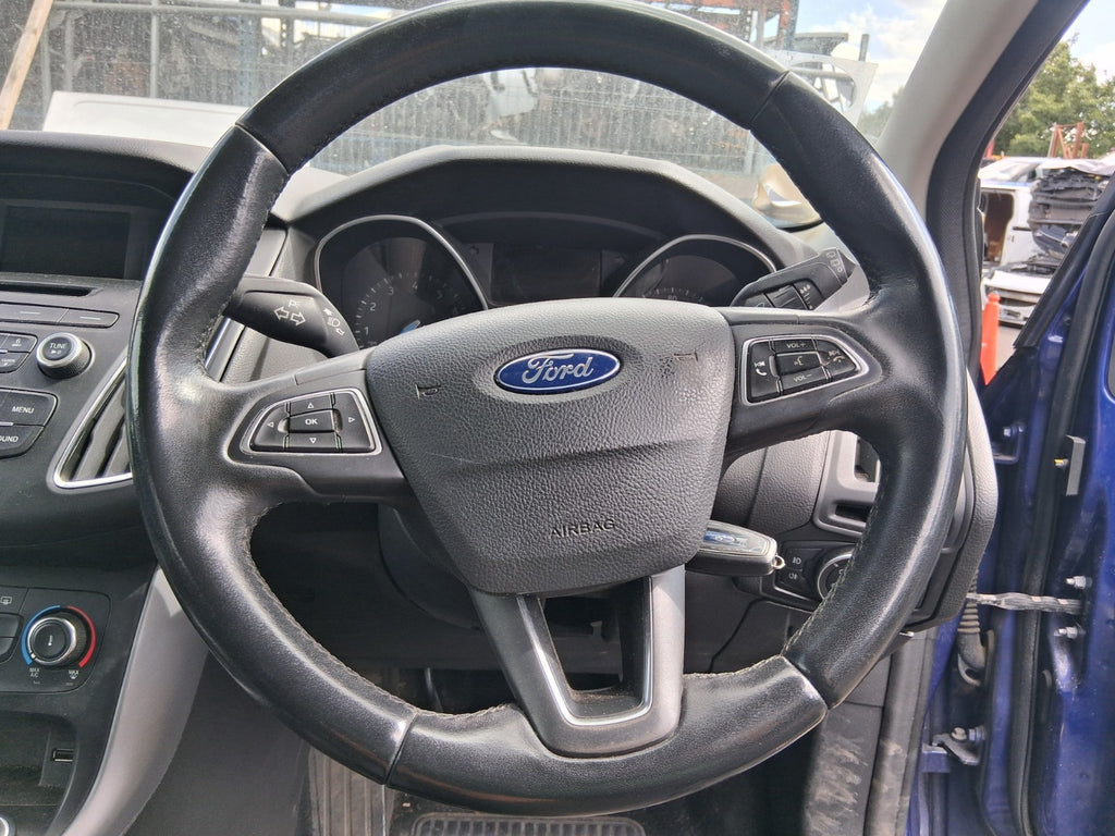 2015 FORD FOCUS MK3 3 SPOKE MULTI FUNCTION LEATHER STEERING WHEEL