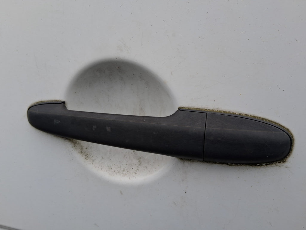 2016 MERCEDES SPRINTER MK2 W906 NSF PASSENGER SIDE FRONT LEFT DOOR HANDLE