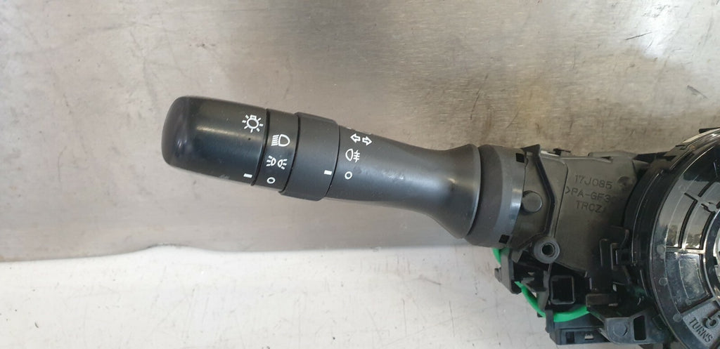 TOYOTA AYGO MK2 INDICATOR WIPER HEADLIGHT STALK UNIT WITH SQUIB 0H030 17J087 X31