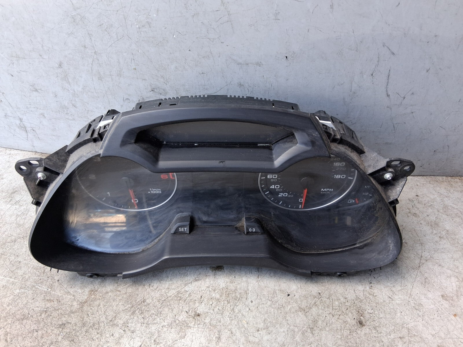 2011 AUDI A4 SPEEDO METER INSTRUMENT CLUSTER GAUGE 8K0920981D