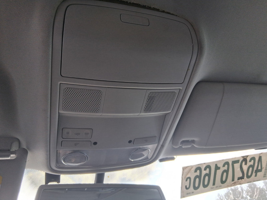 2012 VW VOLKSWAGEN GOLF MK6 FRONT INTERIOR ROOF READING LIGHT