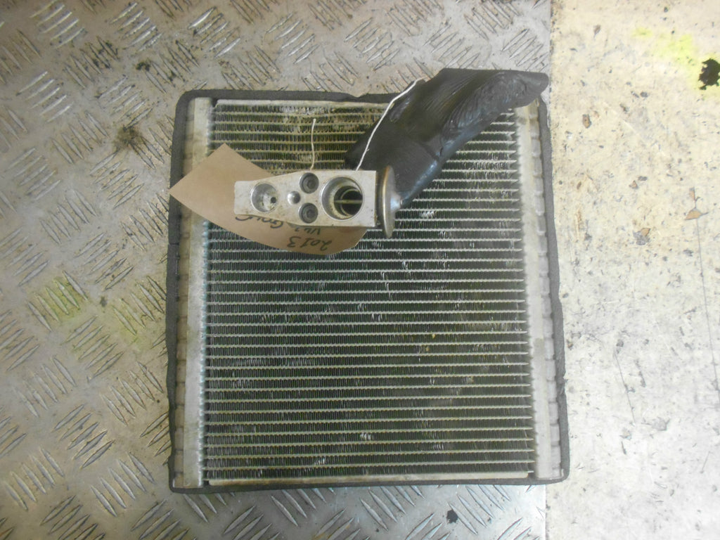 VOLKSWAGEN VW GOLF MK7 2013 HEATER MATRIX & VALVE 5Q0820679B 5Q1820105B