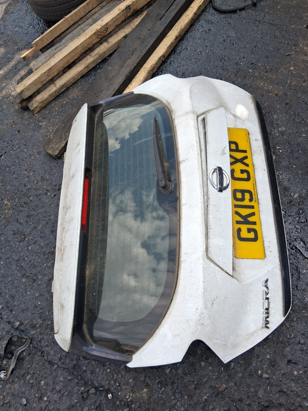 NISSAN MICRA K14 2019 REAR BARE TAILGATE BOOTLID WHITE