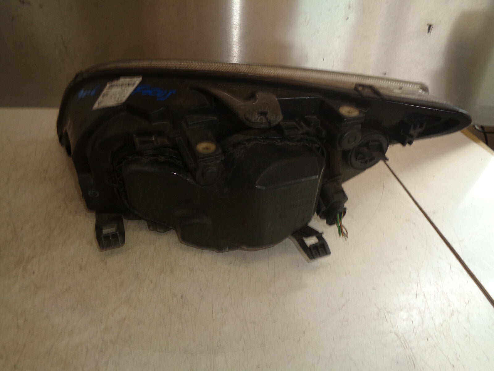FORD FOCUS MK2 2007 PREFACELIFT OS DRIVER SIDE FRONT HEADLIGHT HEADLAMP
