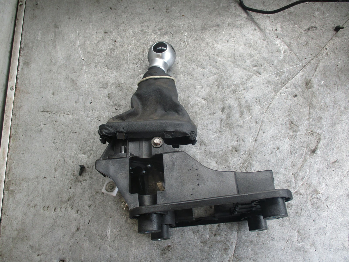 CITROEN DS3 2016 GEAR STICK & KNOB 5 SPEED 9808161780