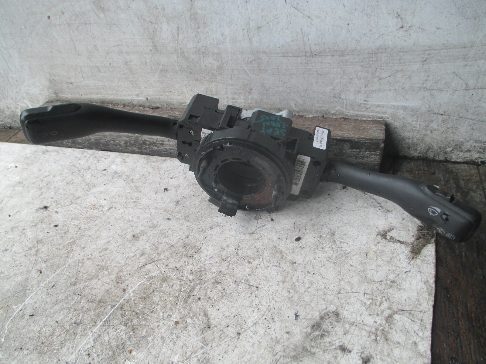 SEAT LEON 2005 MK1 WIPER INDICATOR STALK SWITCH SQUIB 4B0953503F