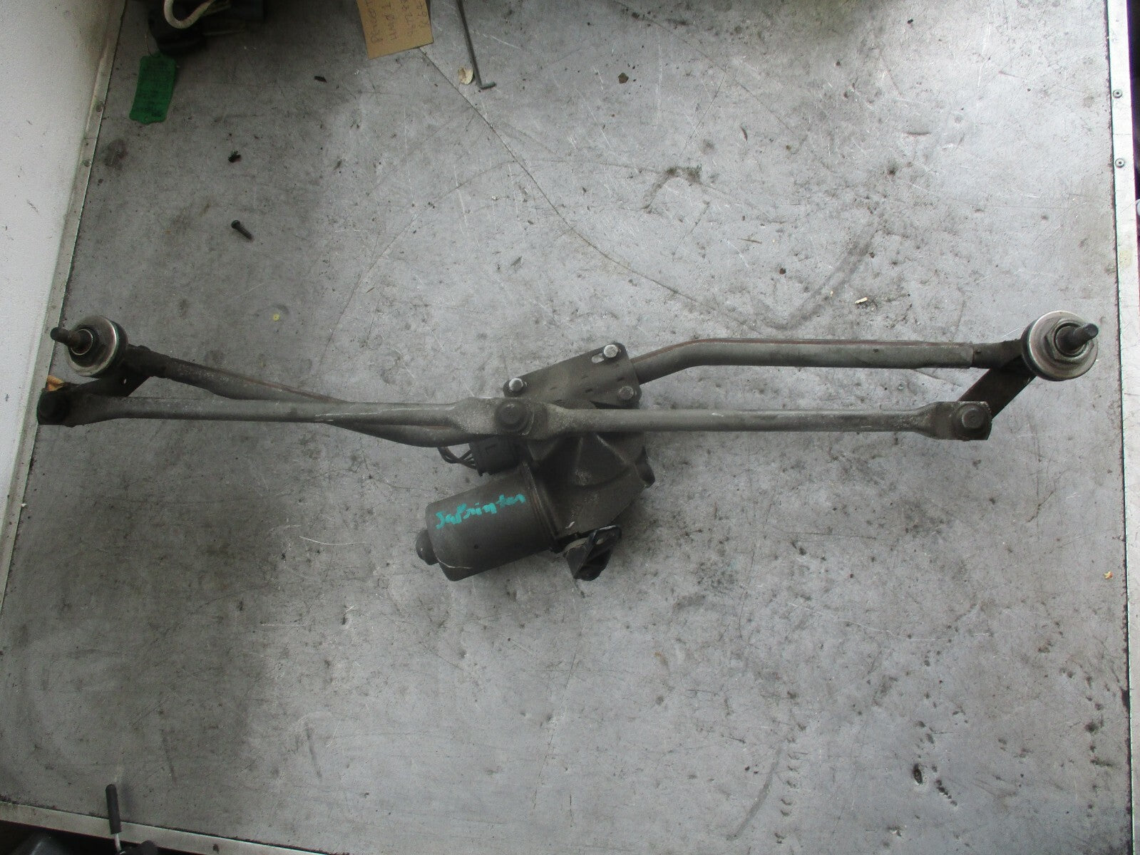 MERCEDES SPRINTER W906 MK2 FRONT WIPER MOTOR & LINKAGE