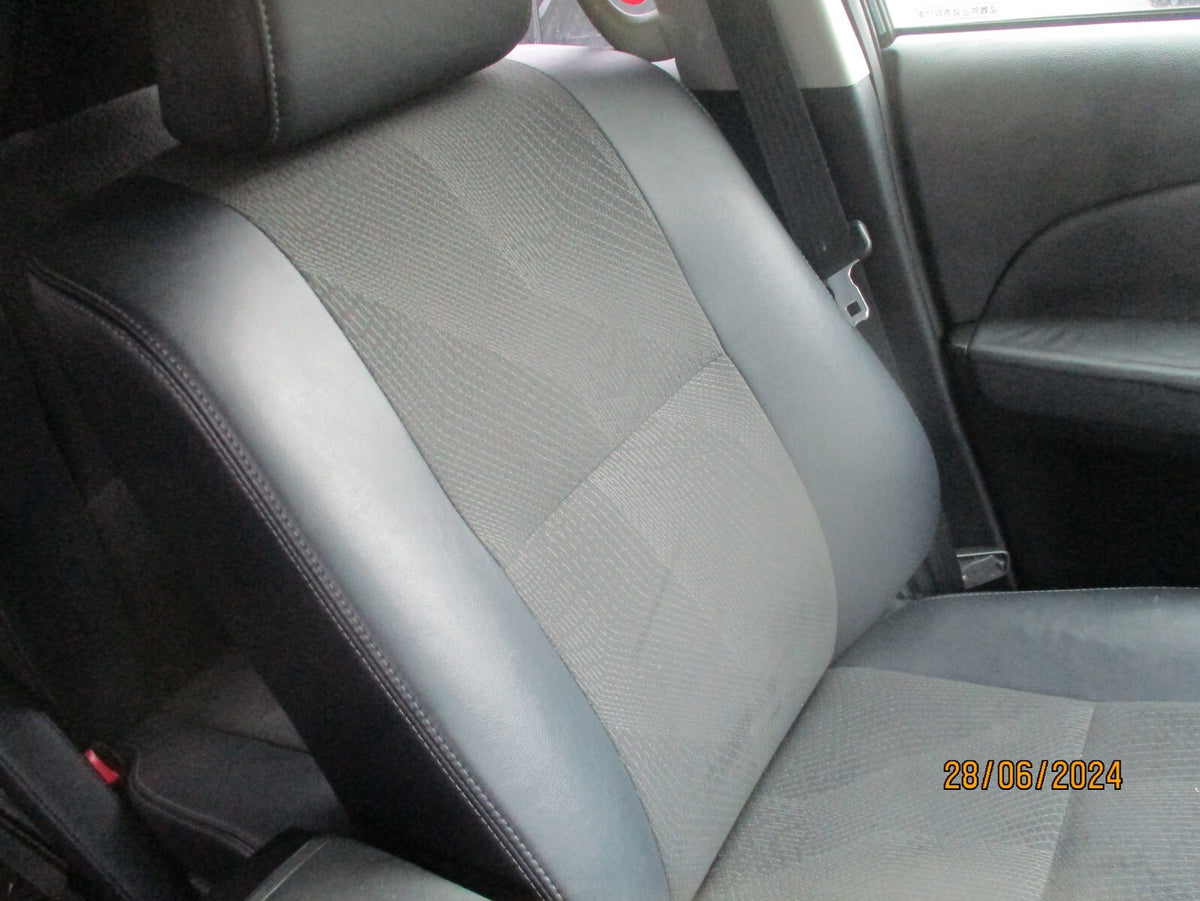 TOYOTA ESTIMA MK3 2013 NSF PASSENGER SIDE FRONT COMPLETE SEAT HALF LEATHER