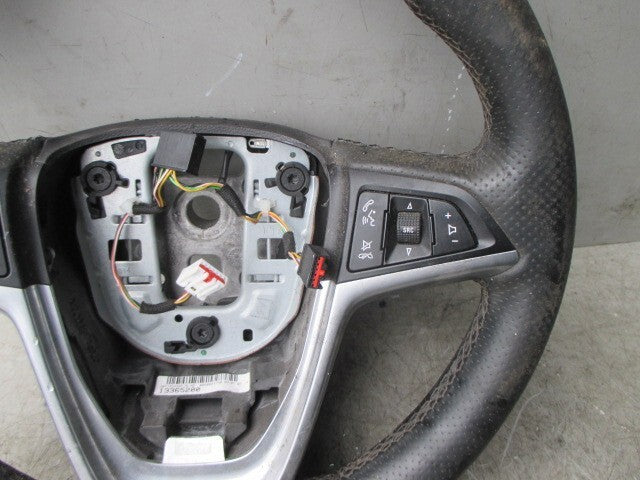 2014 VAUXHALL ZAFIRA MULTIFUNCTION STEERING WHEEL 13365200