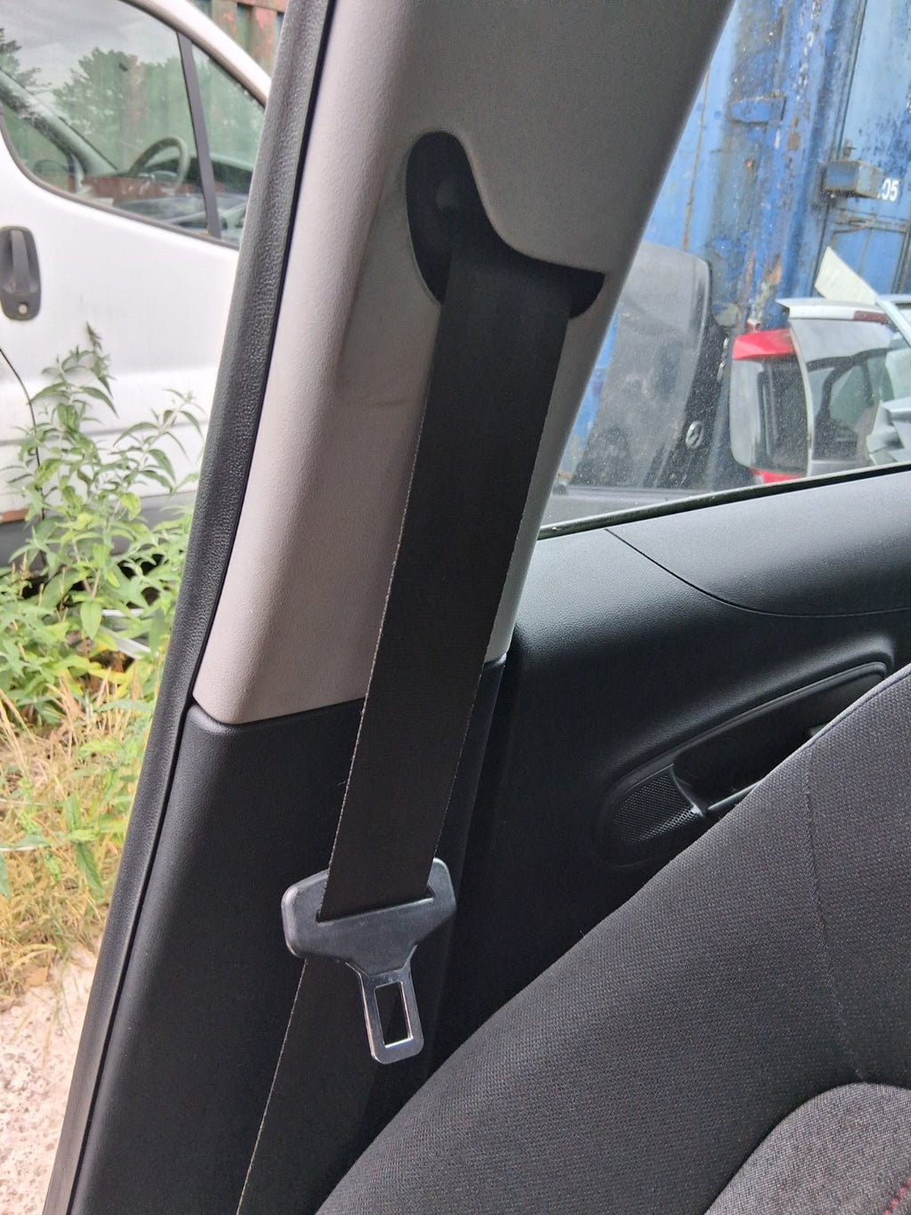 2014 FIAT PUNTO 5 DOOR MK3 OSF DRIVER SIDE FRONT RIGHT SEAT BELT