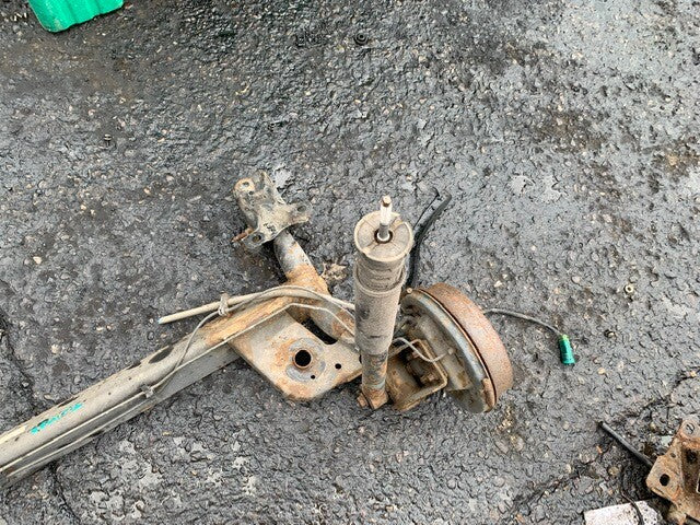 RENAULT TWINGO (MK2) COMPLETE REAR AXLE HUBS STRUTS