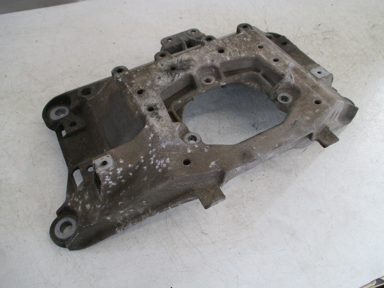 AUDI A4 B8 2014 2.0 TDI GEARBOX CRADLE MOUNT 8K0399263