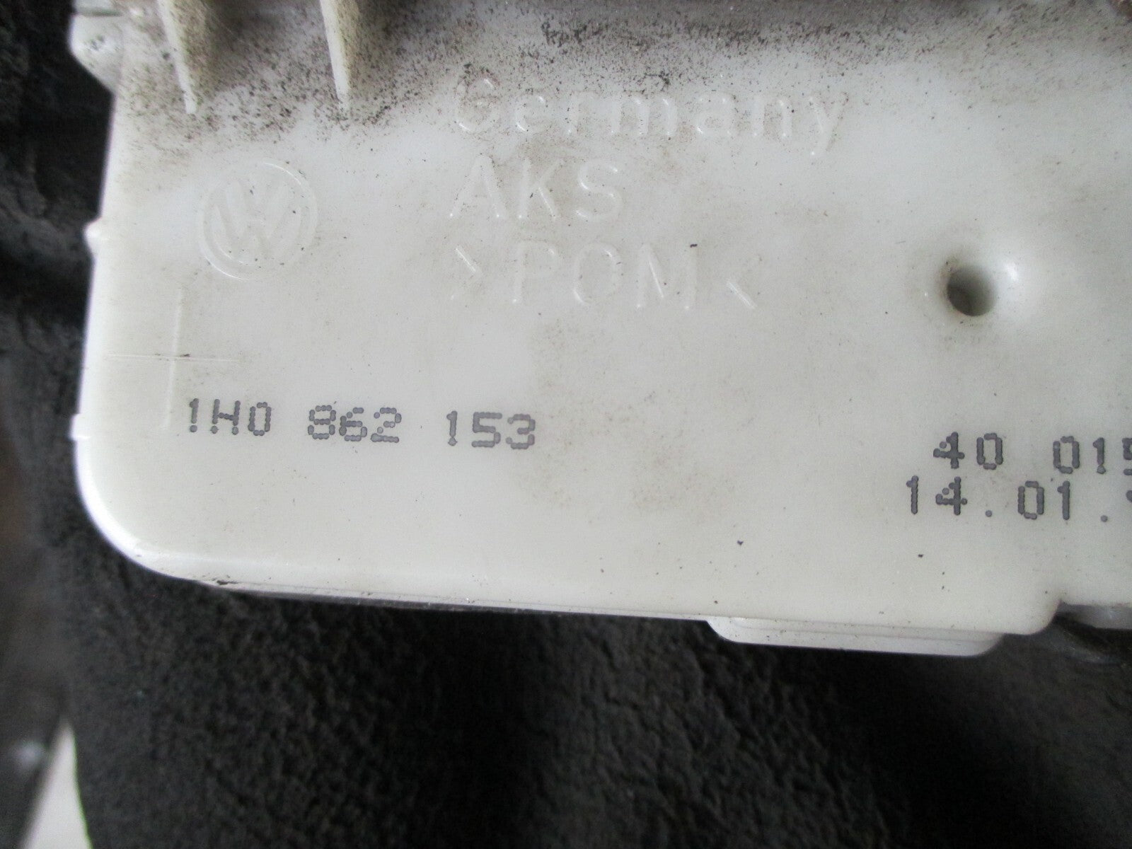 VW VOLKSWAGEN GOLF MK3 NSR PASSENGER SIDE REAR DOOR LOCK