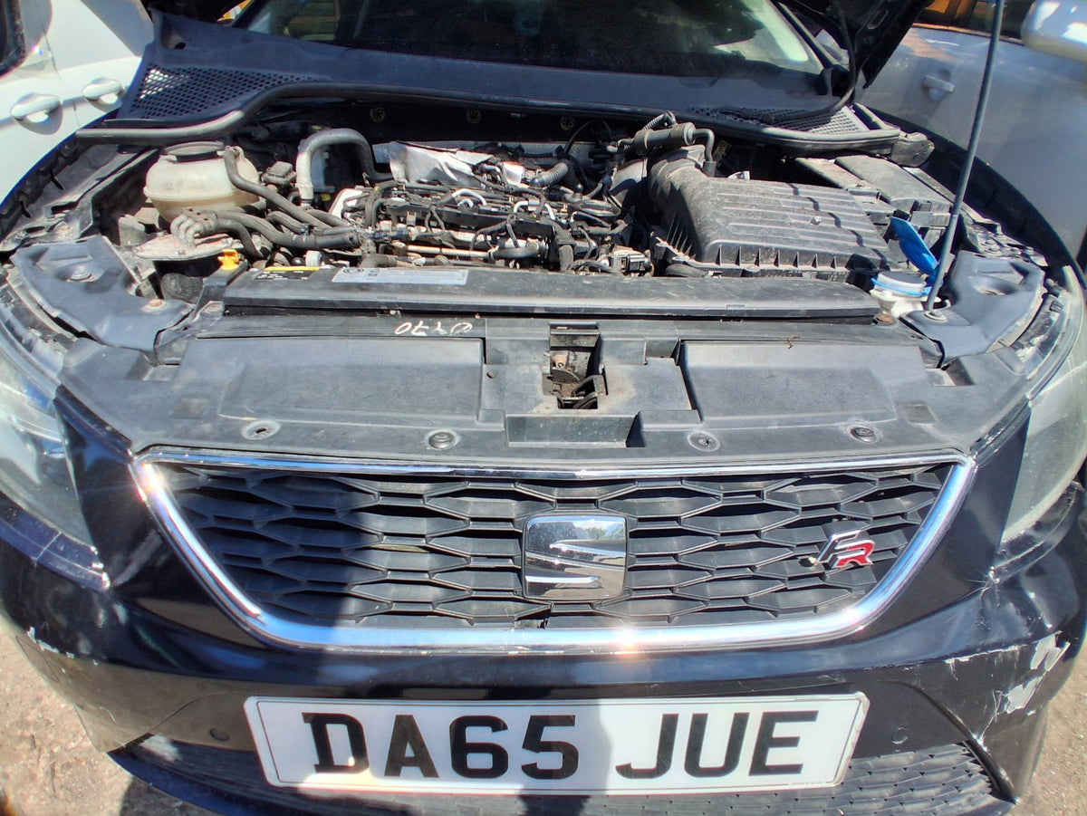 SEAT LEON MK3 2015 OSF DRIVER SIDE FRONT RIGHT AIR VENT