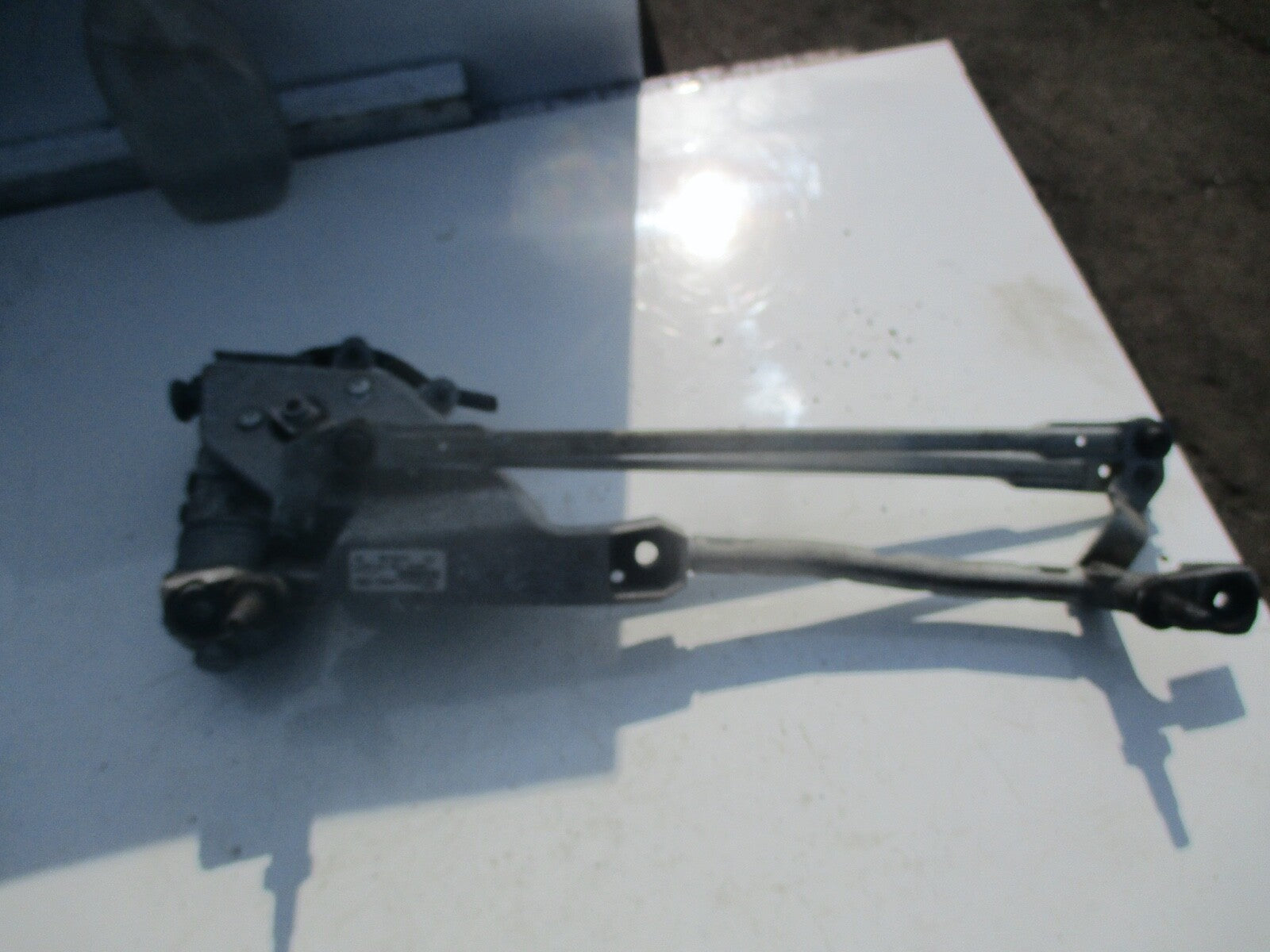 FORD FIESTA MK7 2017 1.6 WINDSCREEN WIPER MOTOR AND LINKAGE 8A61 17500 BG