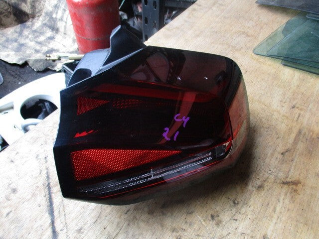 CITROEN C4 MK3 2021 OSR DRIVER SIDE REAR TAIL LIGHT 9831100080