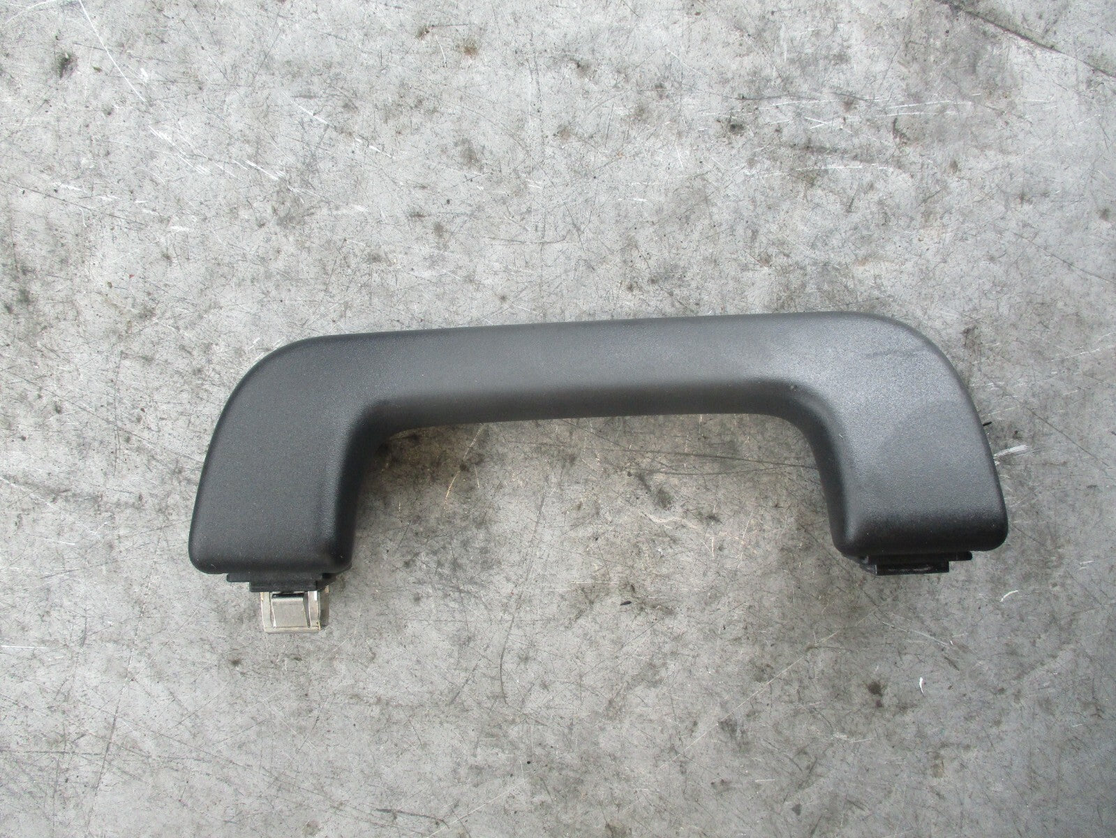 AUDI A3 8V (MK3) NSR PASSENGER SIDE REAR ROOF GRAB HANDLE 8V0857607