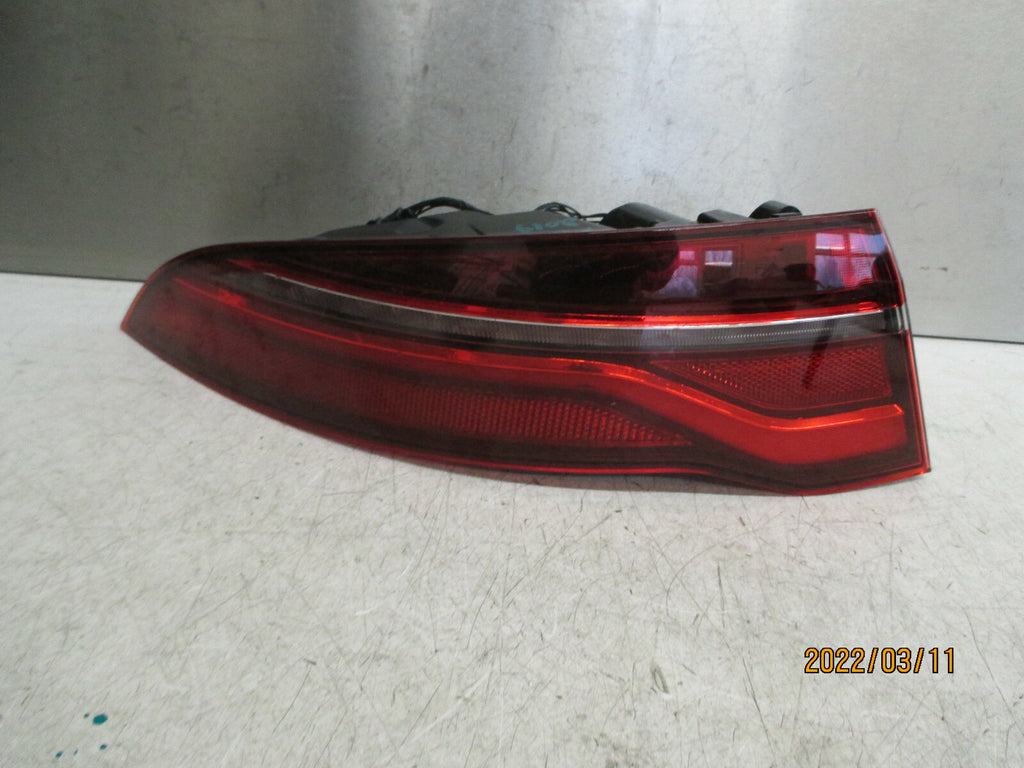 2019 JAGUAR XE FACELIFT NSR PASSENGER SIDE REAR TAIL LIGHT TAILLAMP lx7313405aa
