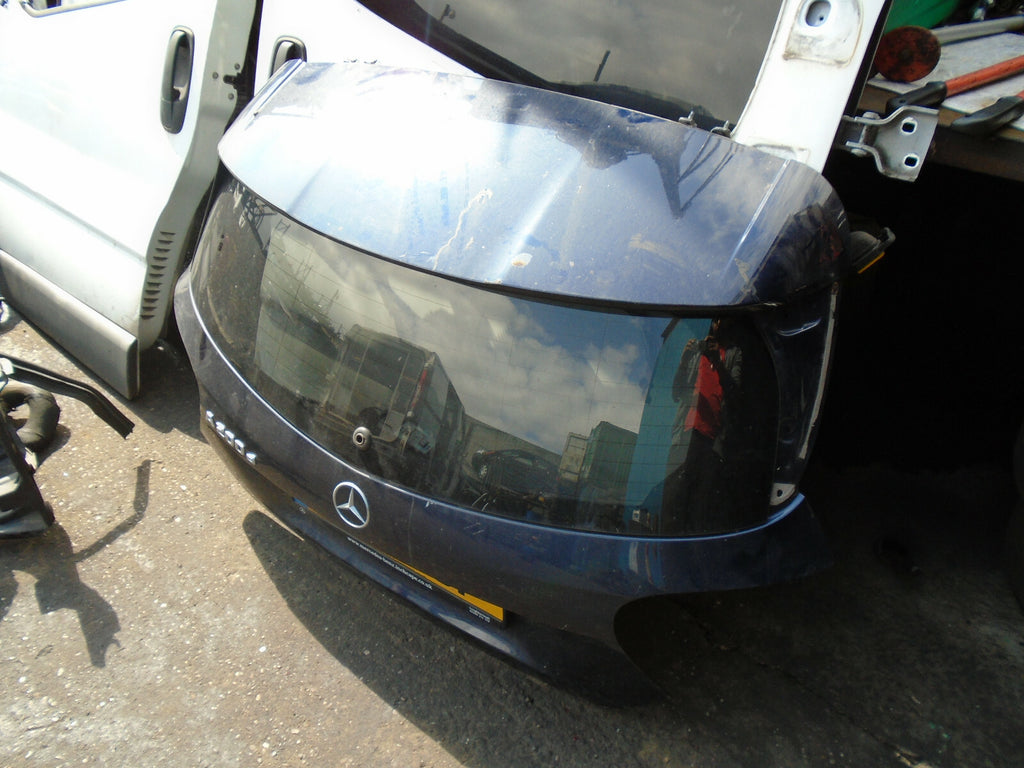 2018 MERCEDES A CLASS W176 BARE TAILGATE BOOTLID 890 CAVANSITE BLUE BOOT