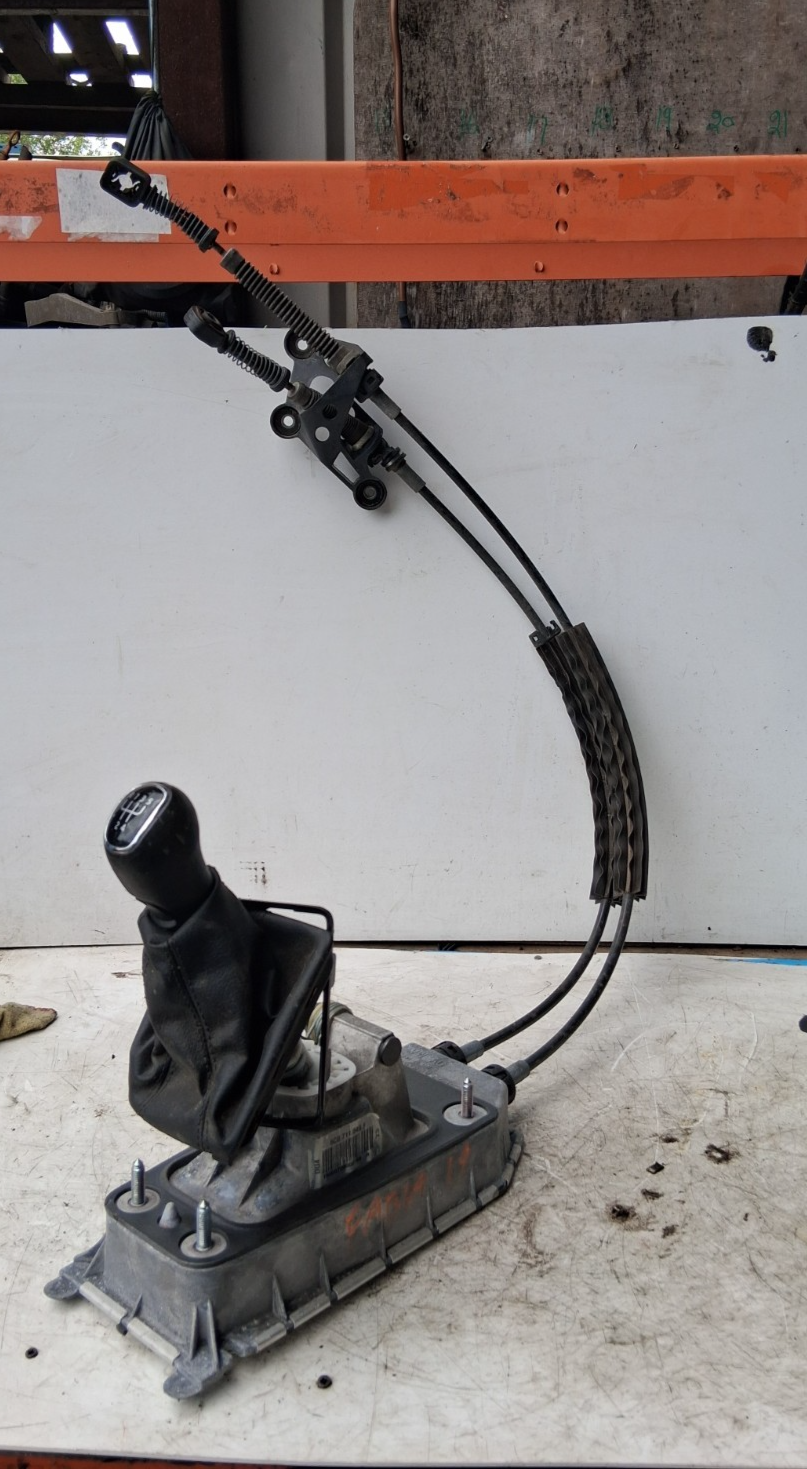 2019 SKODA FABIA GEAR STICK GEAR SHIFTER SELECTOR 6C0711049F