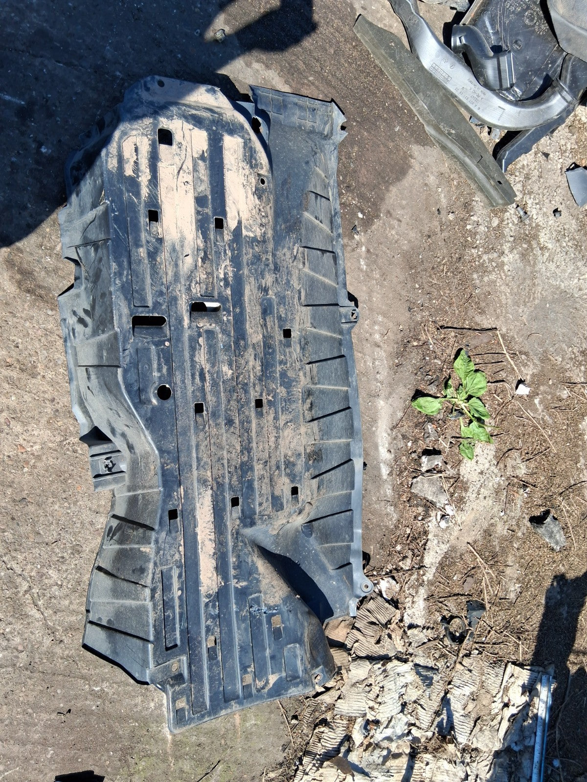 2021 MERCEDES BENZ W907 SPRINTER ENGINE UNDER TRAY