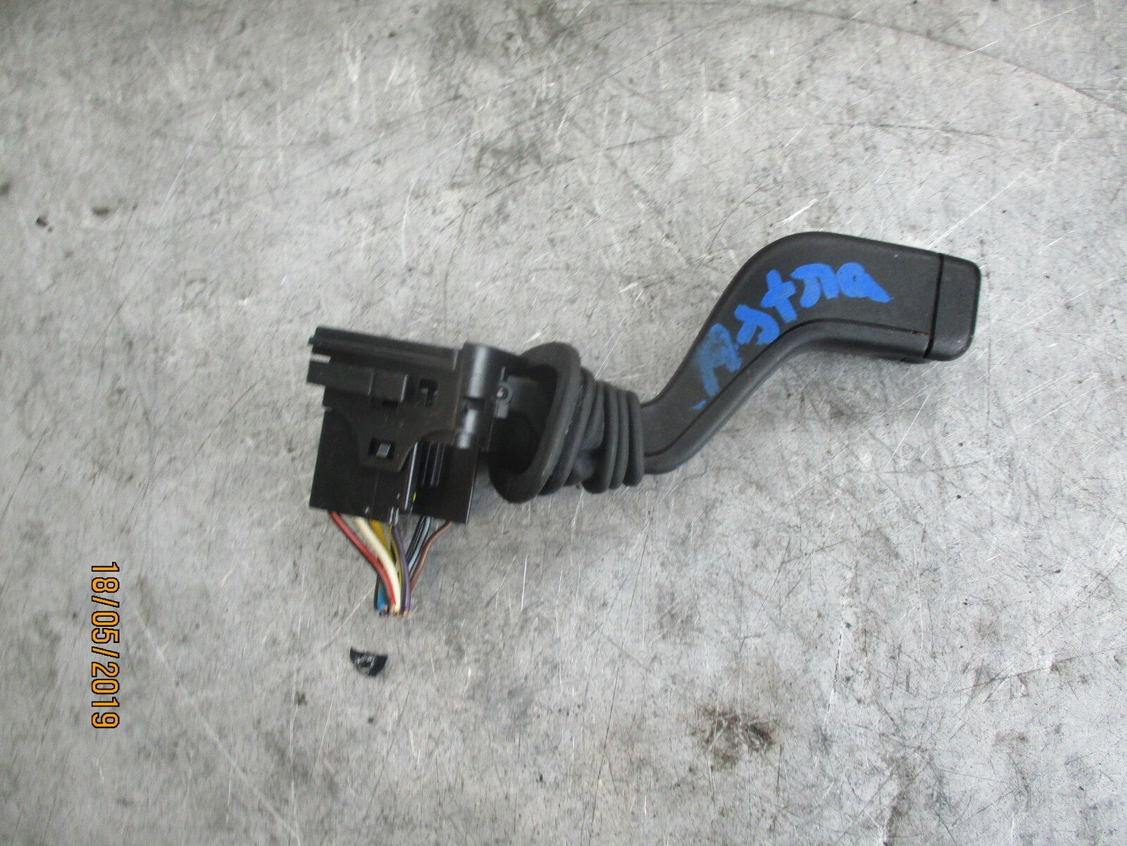 VAUXHALL ASTRA G WIPER INDICATOR CONTROL SWITCH STALK