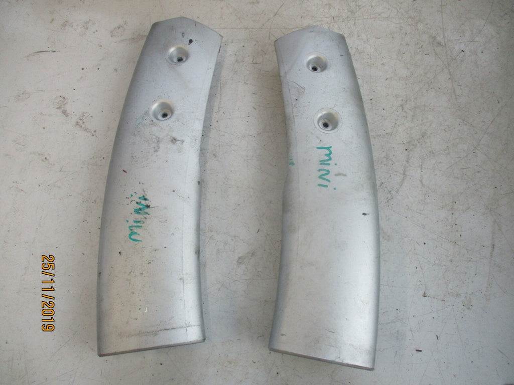BMW MINI COOPER ONE R50 2004 NS OS PASSENGER DRIVER CONSOLE PLASTIC PILLAR TRIM