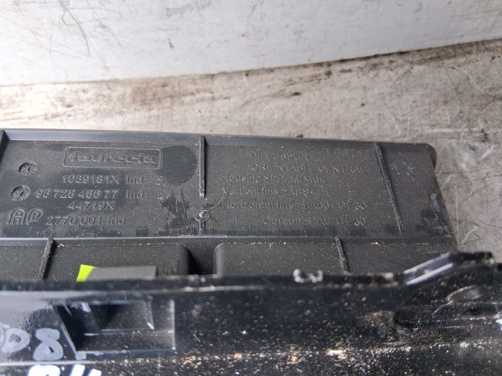 2012 PEUGEOT 208 FRONT DASHBOARD CENTRE AIR VENT 9875839677