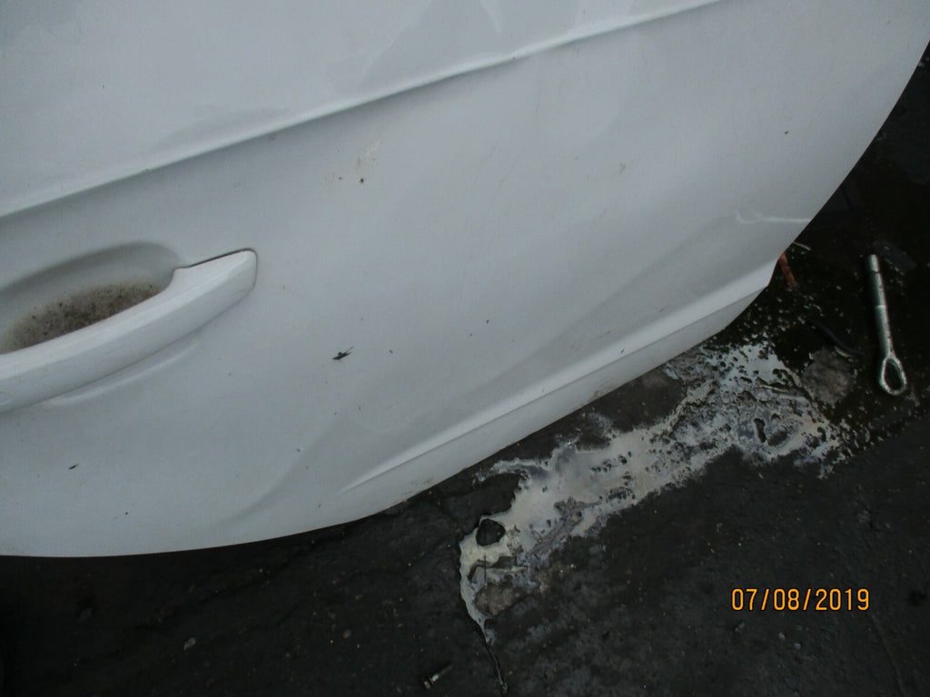 AUDI A3 8V 2017 HATCHBACK OSR DRIVER SIDE REAR COMPLETE DOOR WHITE DAMAGED
