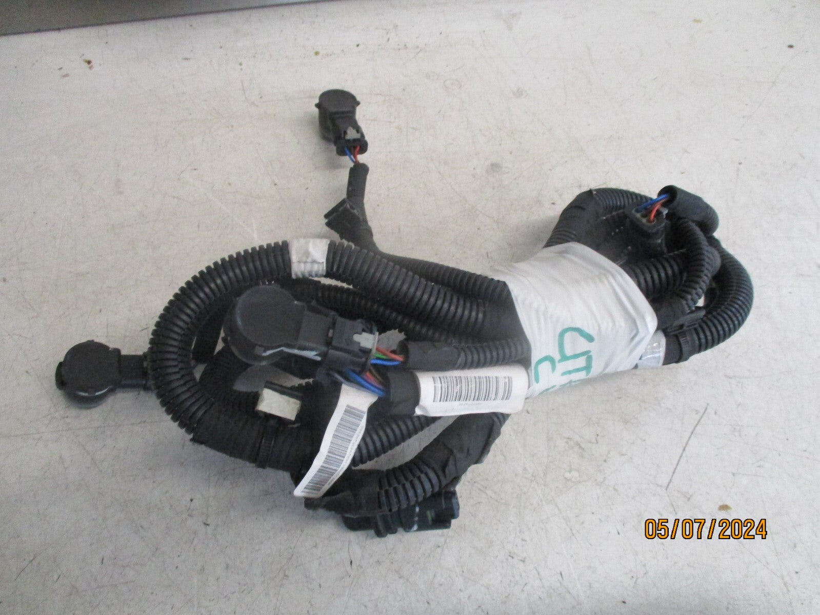 CITROEN C4 MK3 2022 REAR PDC PARKING SENSOR WIRING LOOM 9835240380