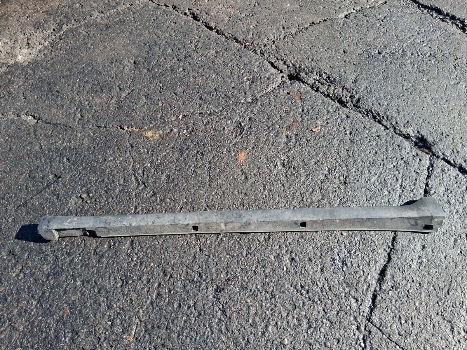 2021 VW VOLKSWAGEN T CROSS NS PASSENGER SIDE SKIRT VALANCE