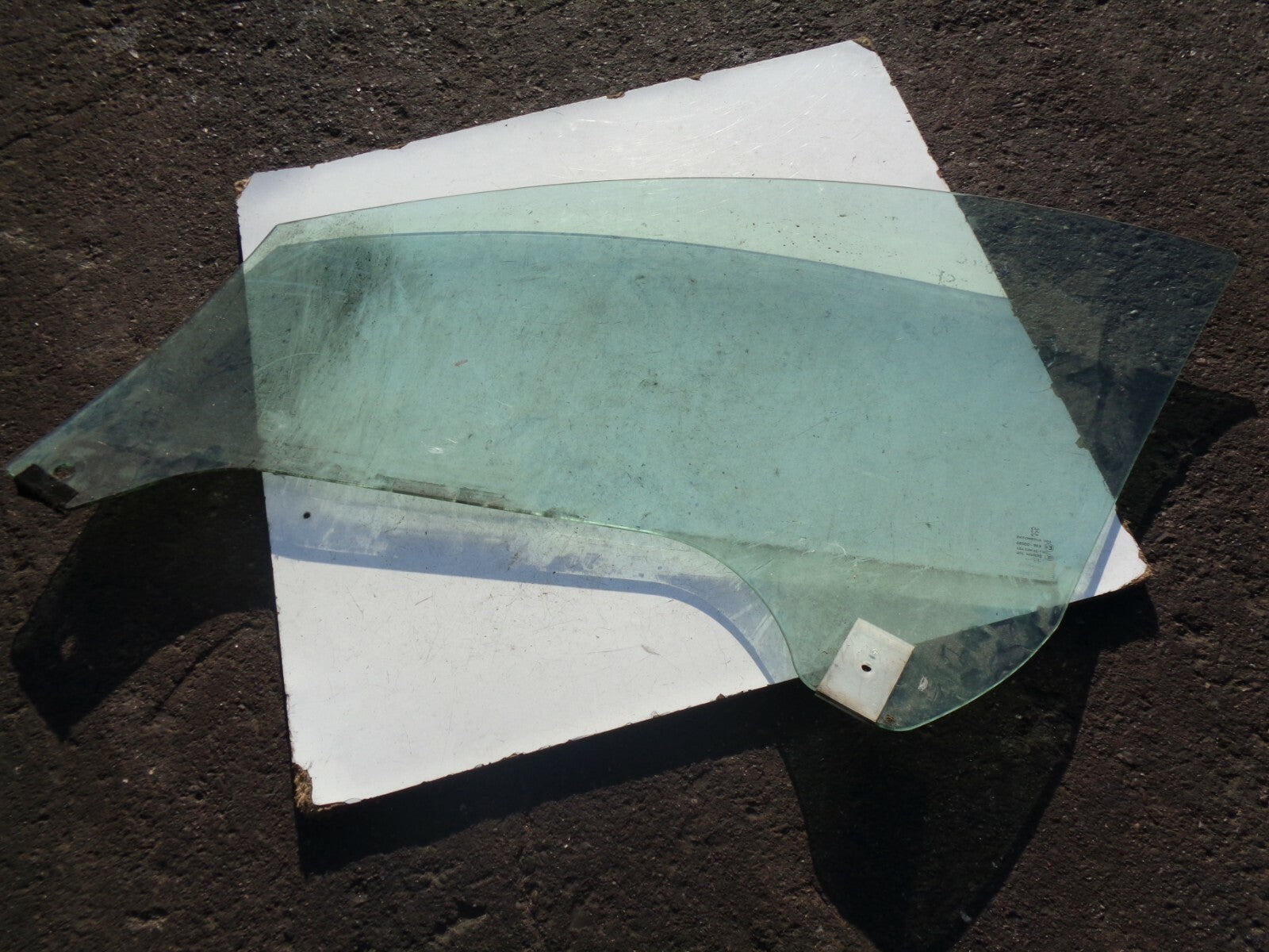 PEUGEOT 307 CC COUPE OSF DRIVERS SIDE FRONT WINDOW GLASS 43R00050