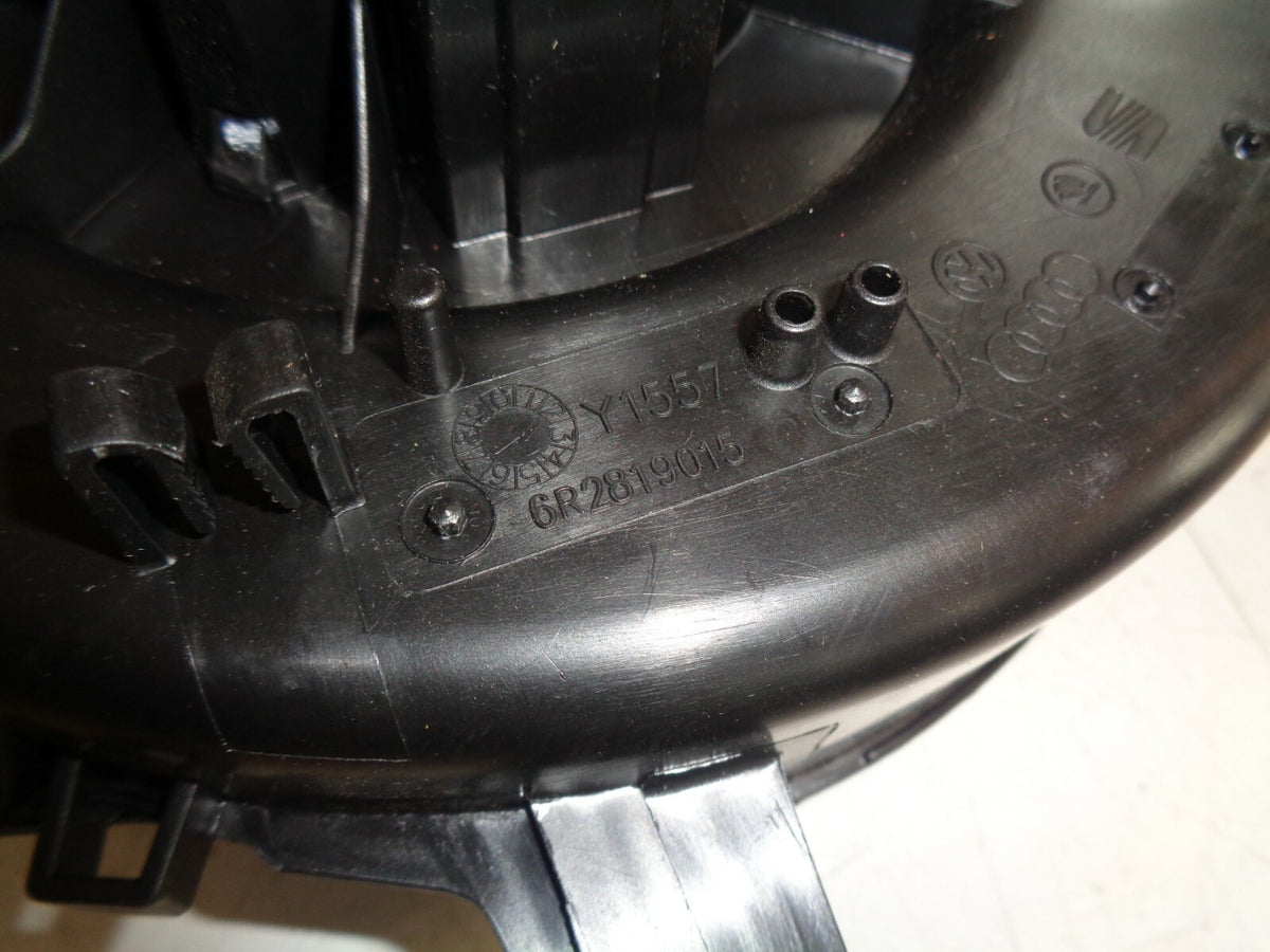 VW VOLKSWAGEN POLO 2014 6R MK5 1.2 PETROL HEATER BLOWER MOTOR 6R2819015
