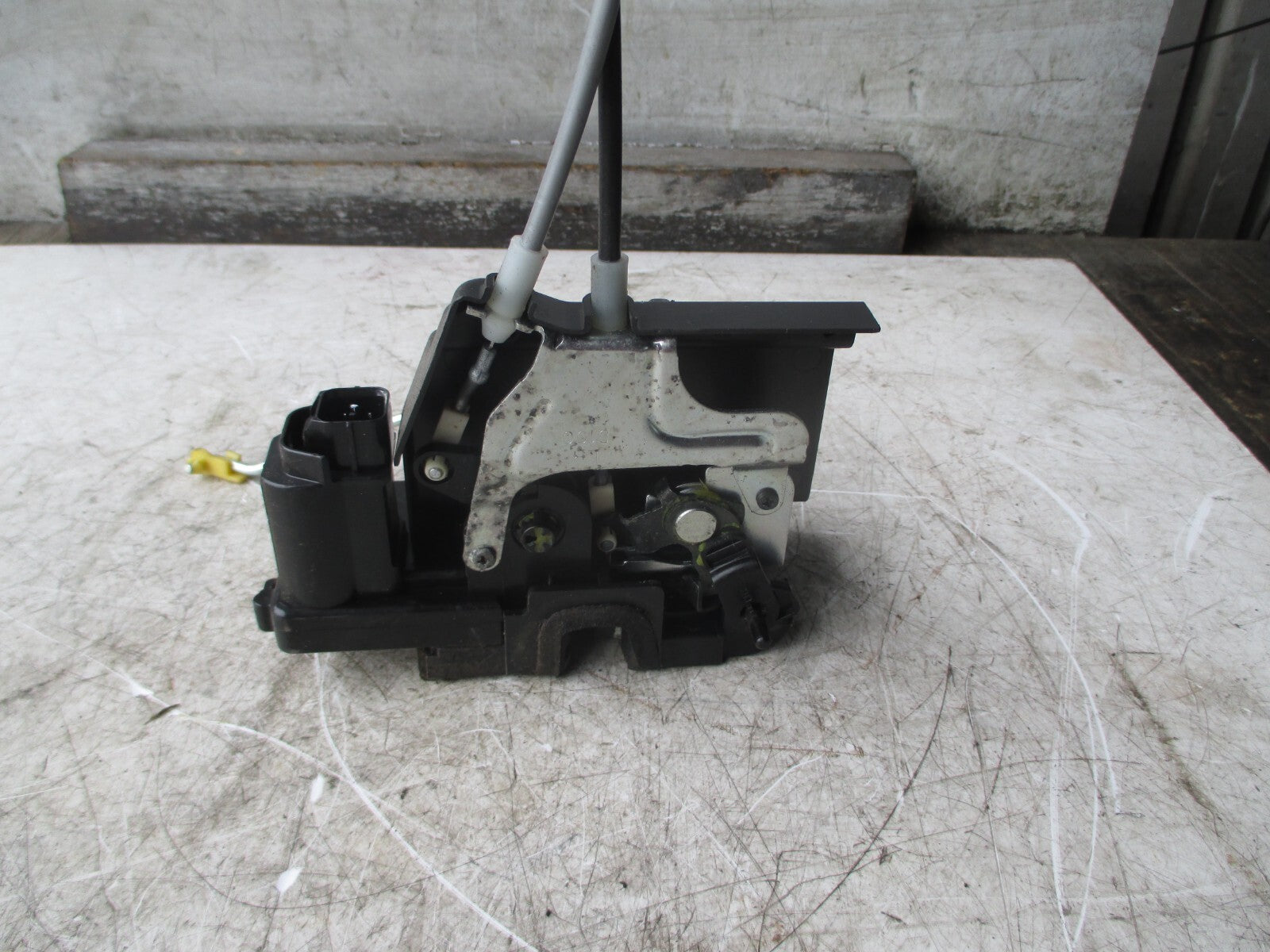 SSANGYONG KYRON 2009 2.0 DIESEL NSR PASSENGER SIDE DOOR LOCK MECHANISMS