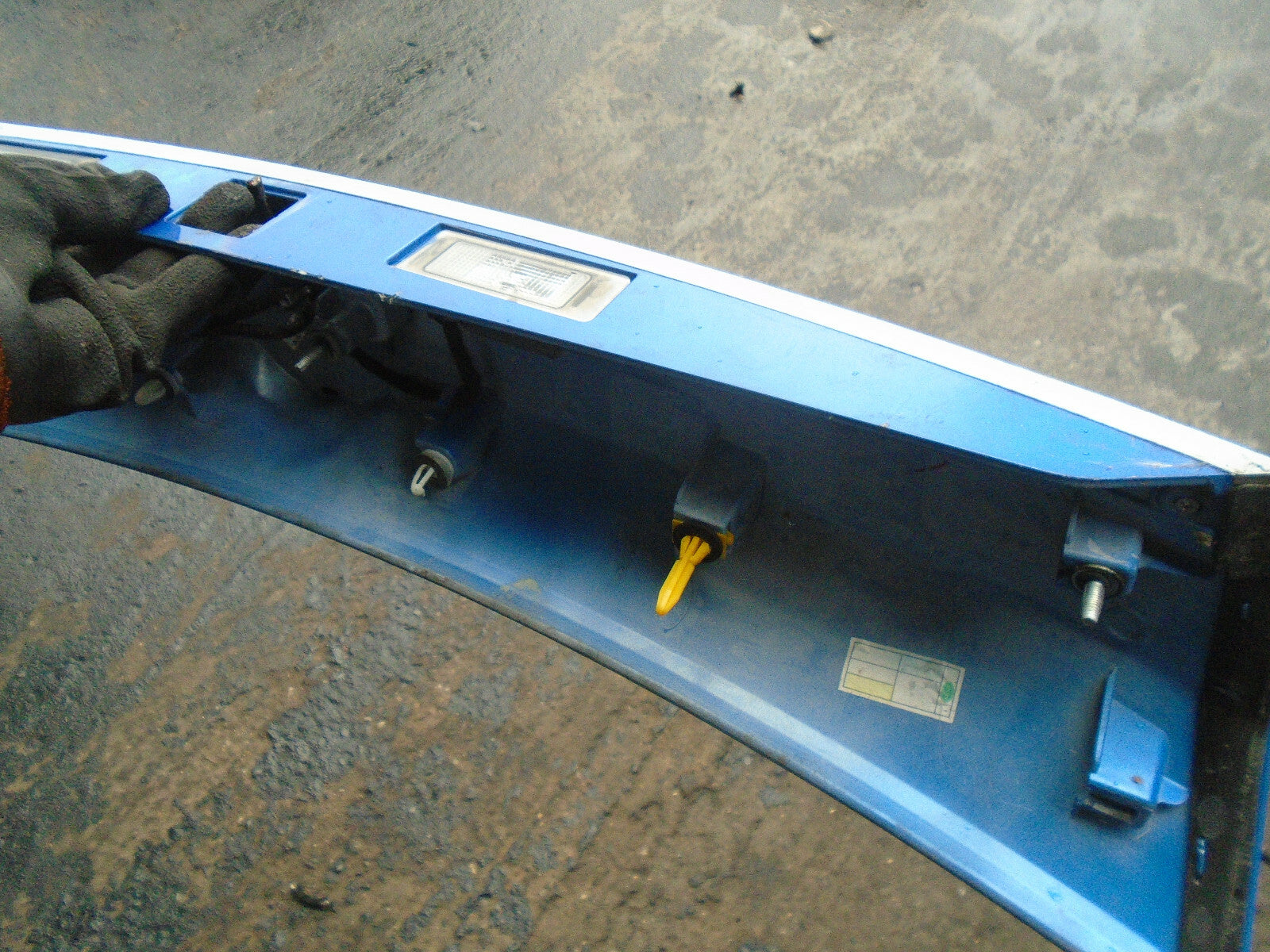 VAUXHALL MOKKA 2018 REAR BOOTLID TRIM PANEL