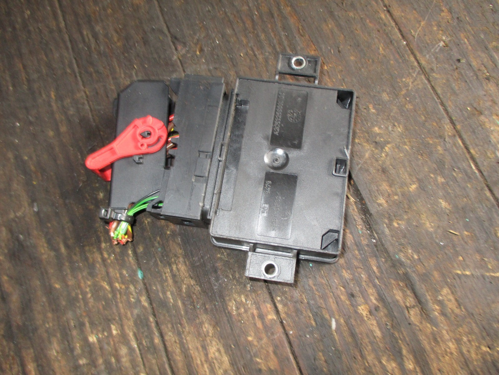 MERCEDES BENZ CLA 2017 PARKING BRAKE CONTROL MODULE A2469003417