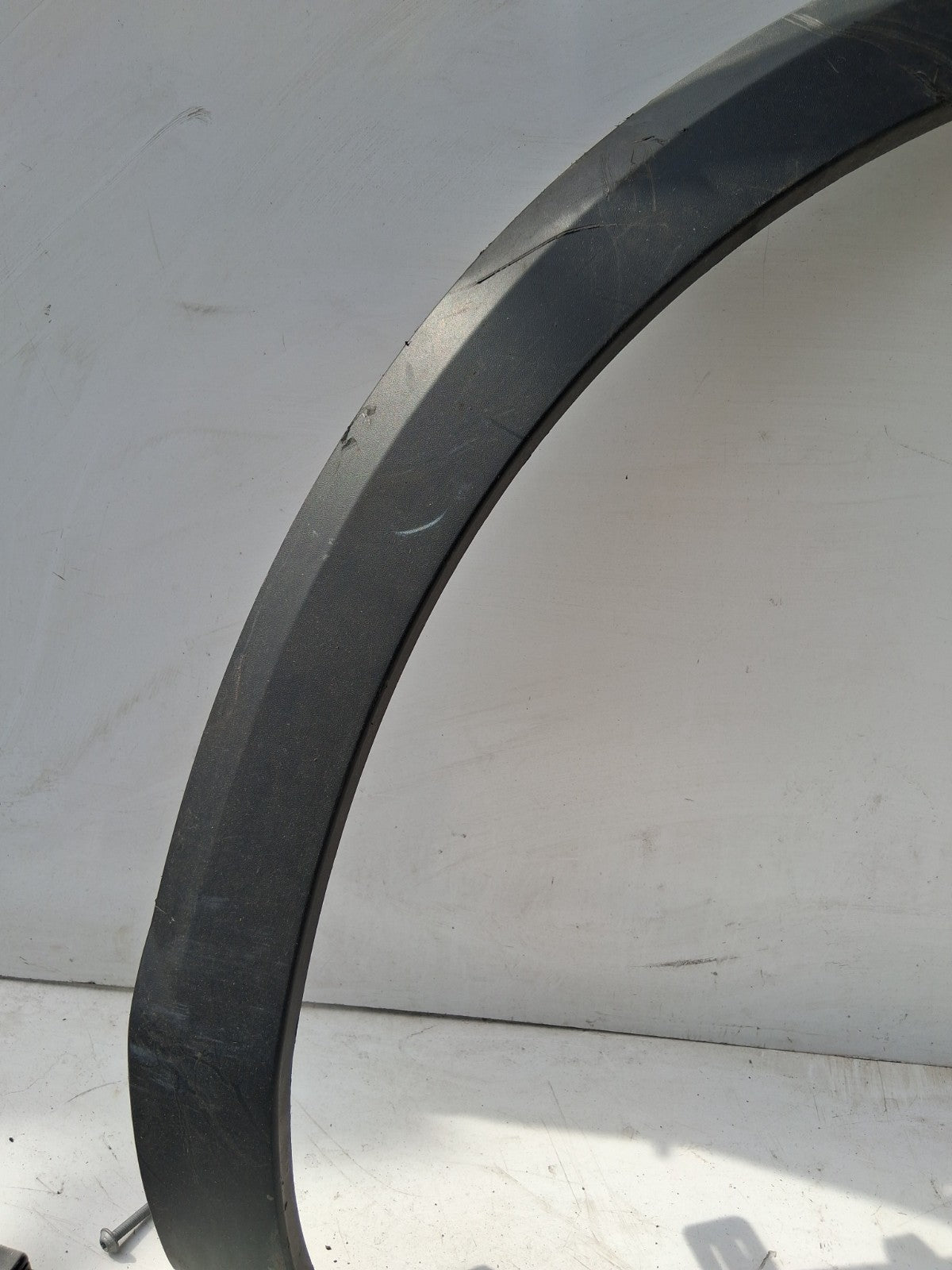2021 CITROEN C4 MK3 NSF PASSENGER SIDE FRONT LEFT WHEEL ARCH TRIM 9832959080