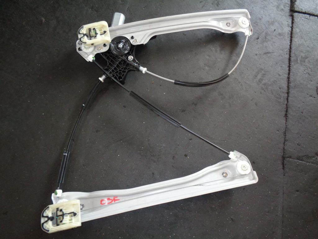 VAUXHALL INSIGNIA 2019 O/S/F DRIVER SIDE FRONT WINDOW MOTOR & REGULATOR 39176501