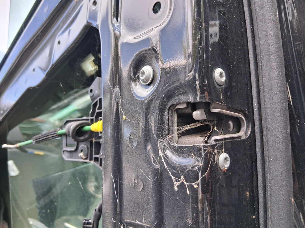 2016 MERCEDES C CLASS W205 OSF DRIVER SIDE FRONT RIGHT DOOR LOCK MECHANISM