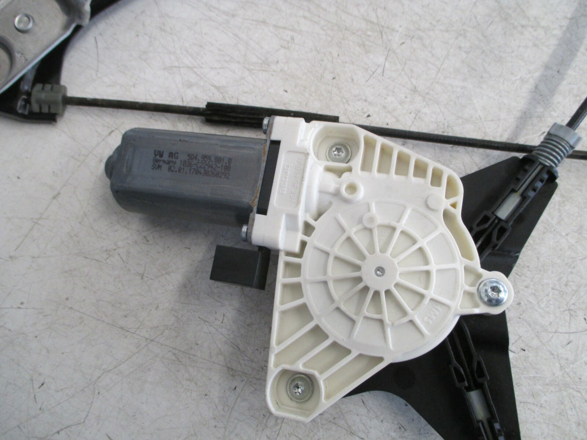 VOLKSWAGEN PASSAT B8 NSF FRONT PASSENGER SIDE WINDOW REGULATOR 3G0837461C