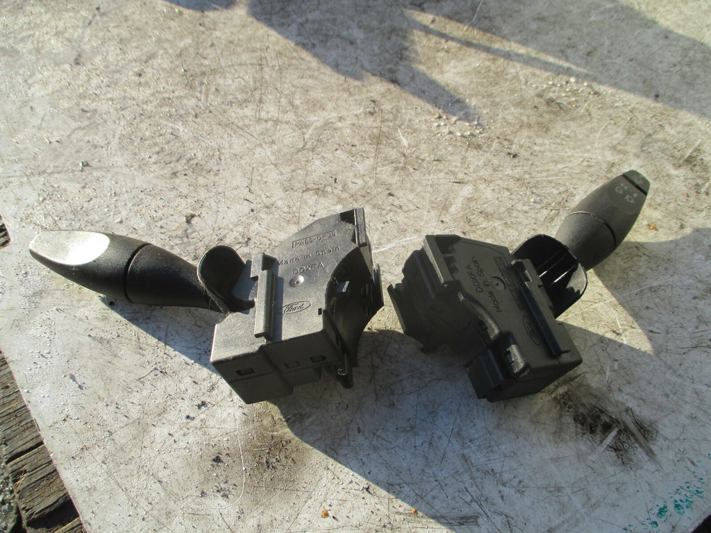 FORD FOCUS MK1 2001 WIPER INDICATOR STALK SWITCH UNIT