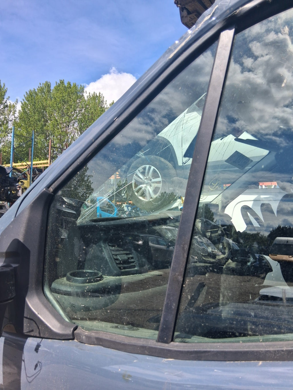 2021 FORD TRANSIT MK8 NSF PASSENGER SIDE FRONT QUARTER WINDOW GLASS