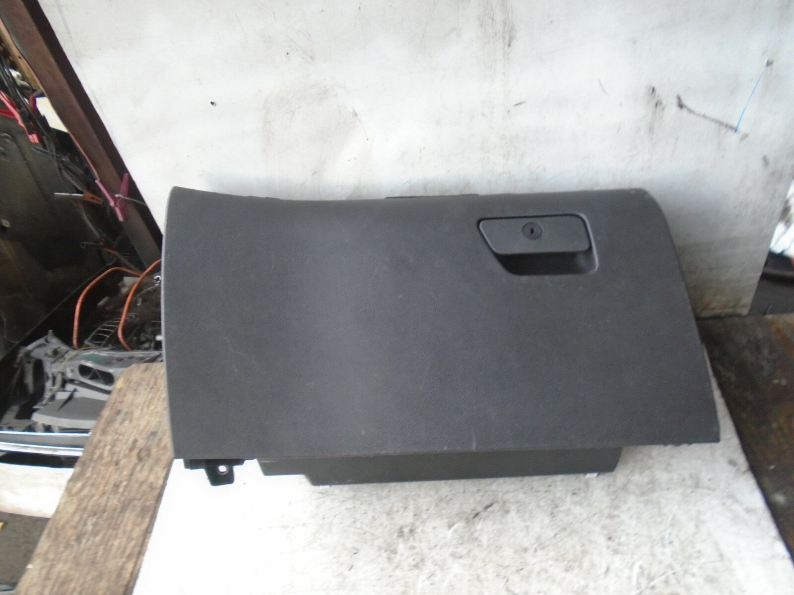 FORD MONDEO 2017 MK5 GLOVE BOX STORAGE COMPARTMENT DS73F06010