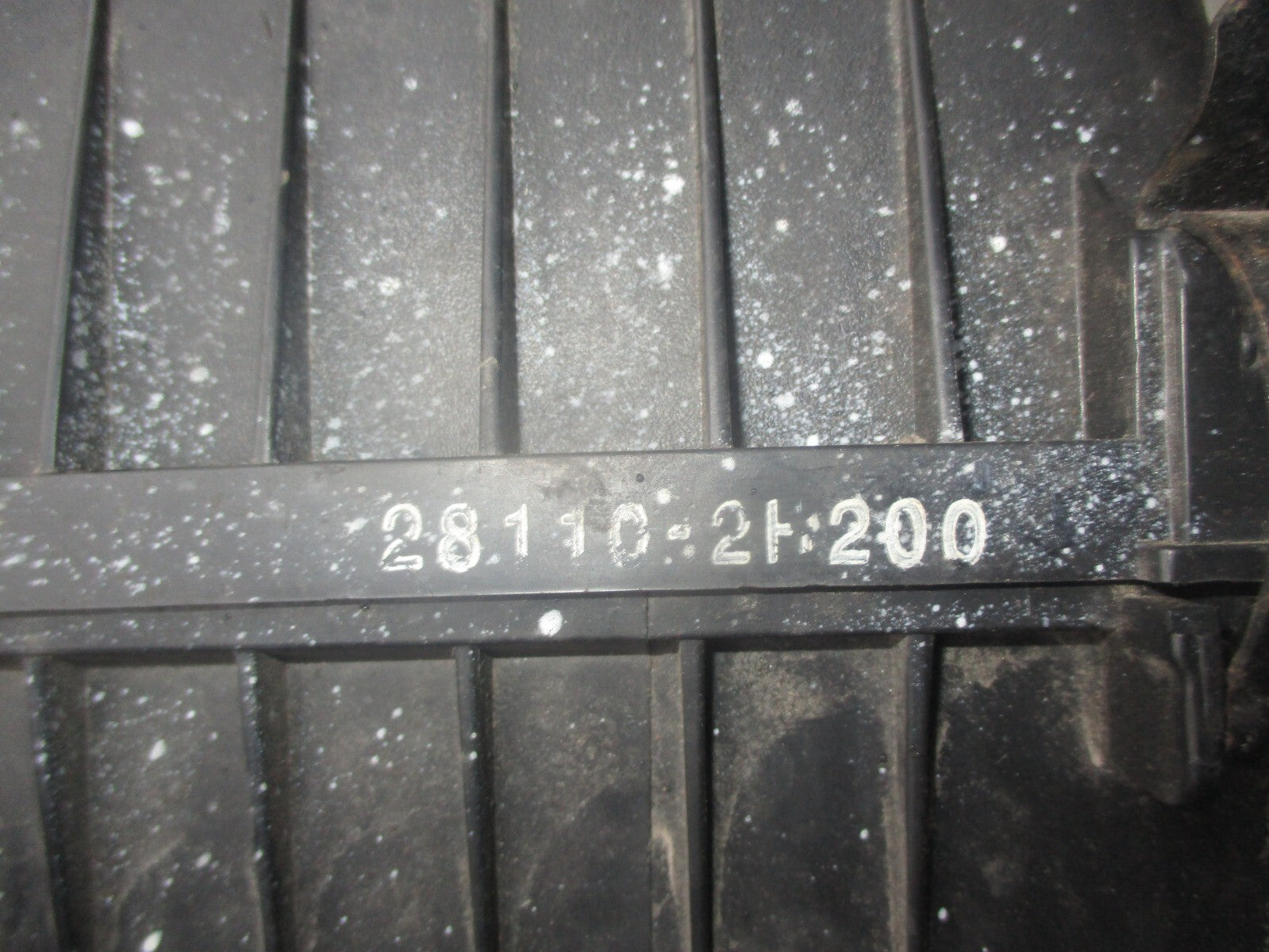KIA CEED 2007 AIR FILTER BOX 281102H200