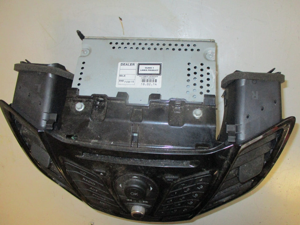 FORD FIESTA MK8 STEREO CD PLAYER RADIO AND CONTROL PANEL UNIT AM5T18C815PG