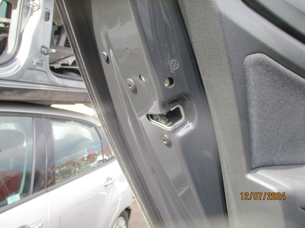 2023 VW VOLKSWAGEN GOLF MK8 HATCH NSR PASSENGER SIDE REAR DOOR LOCK MECHANISM