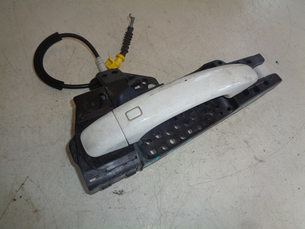 AUDI Q3 8U 2017 NSF PASSENGER SIDE FRONT EXTERIOR DOOR HANDLE 8U0837885