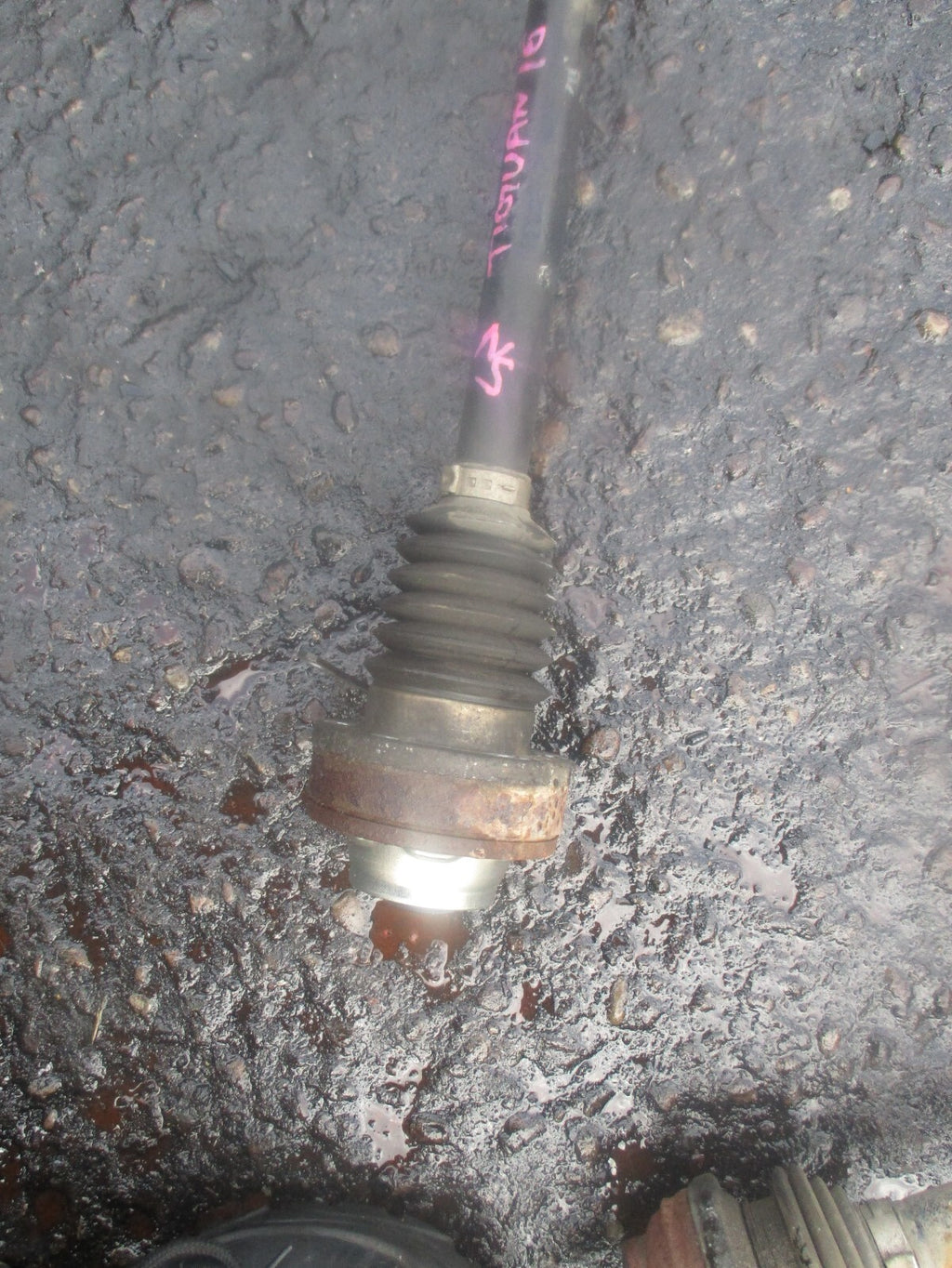 VW VOLKSWAGEN TIGUAN MK2 2016 NSR PASSENGER SIDE REAR DRIVESHAFT 3Q0501203B